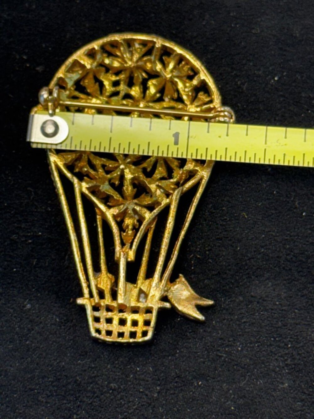 Vintage Hot Air Balloon Brooch Pastel Rhinestone Enamel Gold Tone Figural Pin - Picture 4 of 5